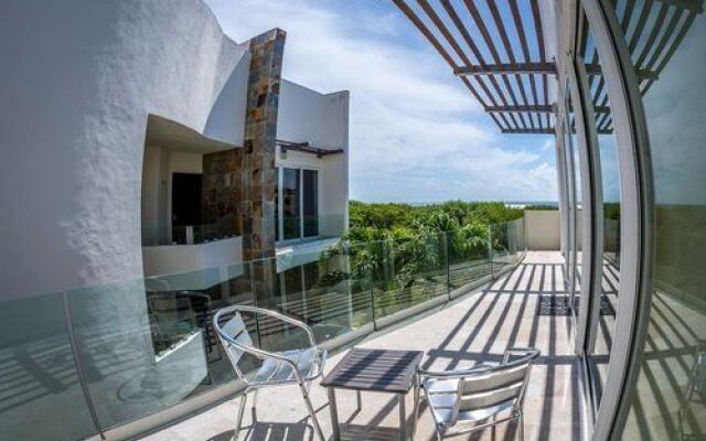 Mamitas Village by BRIC