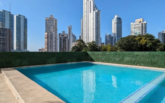 w Amazing 1BR With Beautiful View in Calle 50
