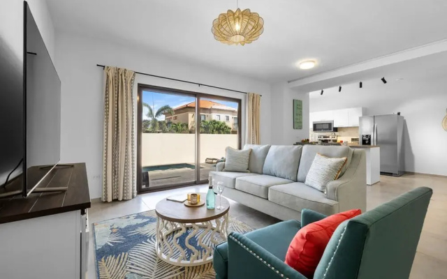 Brand NEW 2br2ba w Private Pool in Gated Community