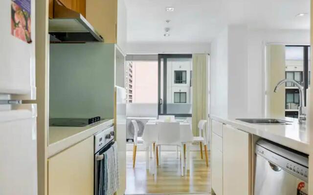Central Two-Bedroom Apartment Close To Spark Arena