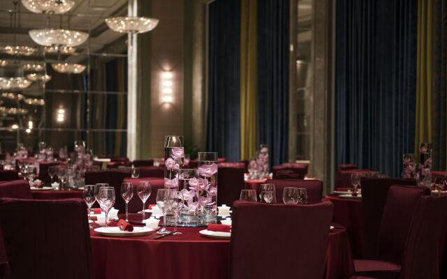 The St. Regis Shanghai Jingan