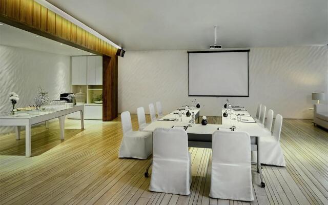 Hotel Baraquda Pattaya By Heeton