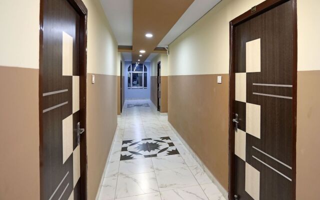 OYO 9658 Hotel Madhuram