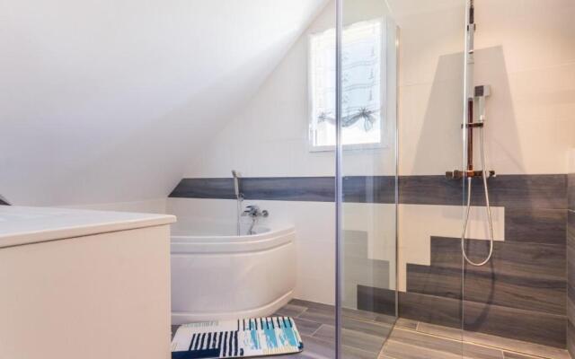 Gîte Assérac, 5 pièces, 8 personnes - FR-1-306-1205