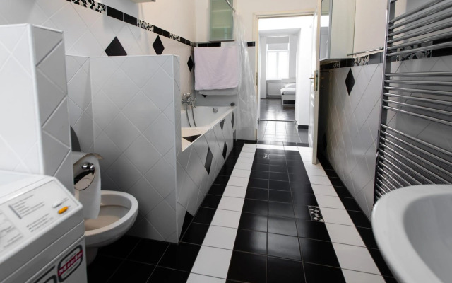 3-Bedroom Apartment in Central Vienna