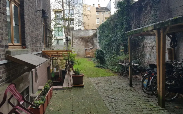 Large City Center Apartment