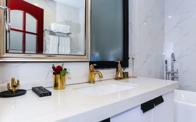 Wonderoom Boutique Apartment on the bund