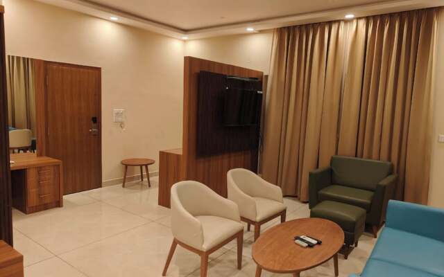 The Waves Hotel Sarjapura