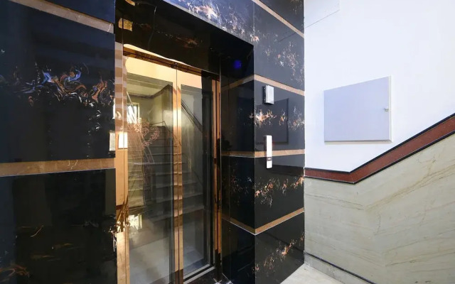 Fabhotel Rudraksh Residency