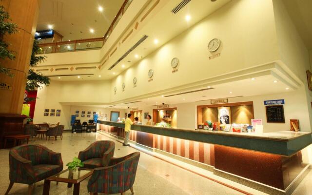 Thumrin Thana Hotel