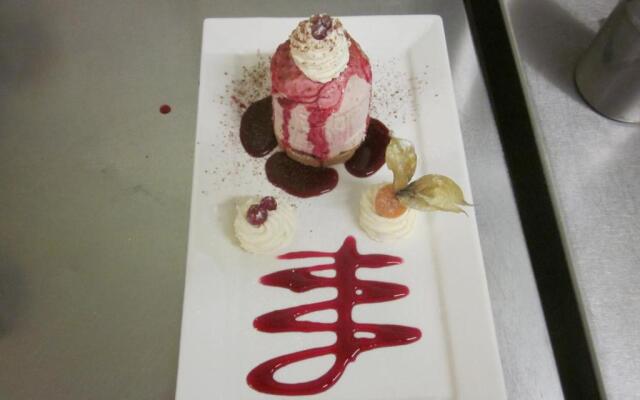 Homesly The Station Hotel