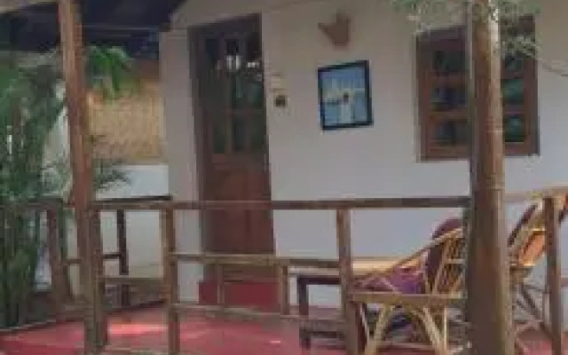 Xaviers Cafe & Beach Huts