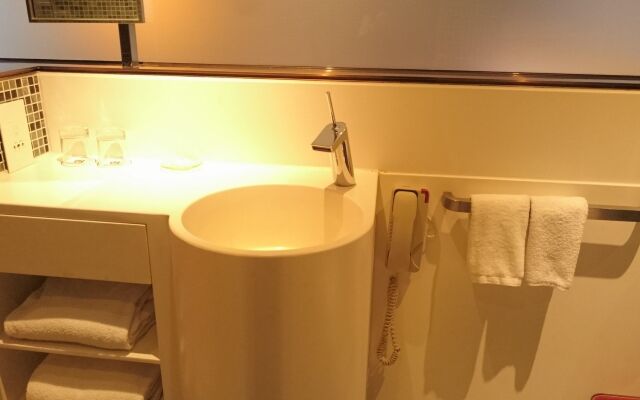 Butterfly on Waterfront Boutique Hotel Sheung Wan