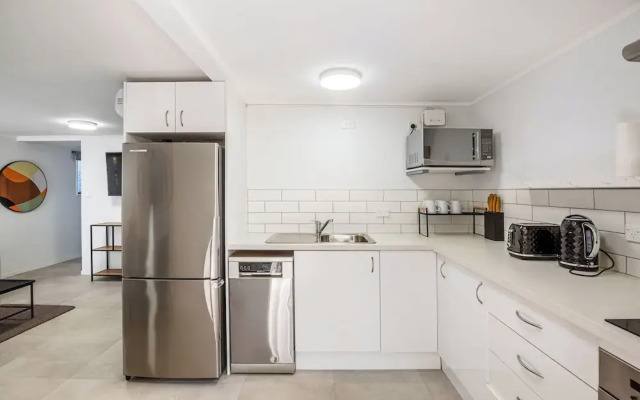 Riches Serendipity Home with Parking
