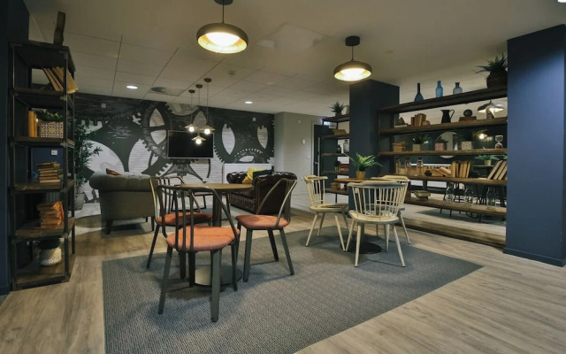 Student Only George Street