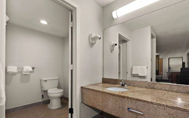 Rodeway Inn