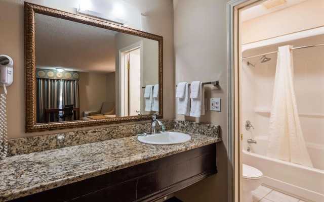 Best Western Sunday House Inn