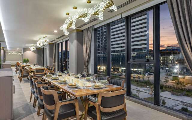 Ramada Plaza By Wyndham Batumi