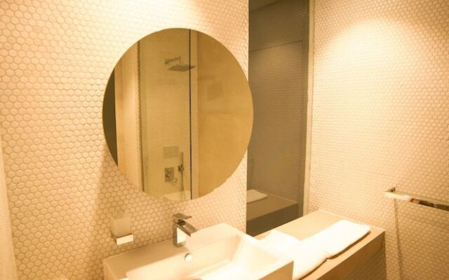 M Executive Hotel & Residence