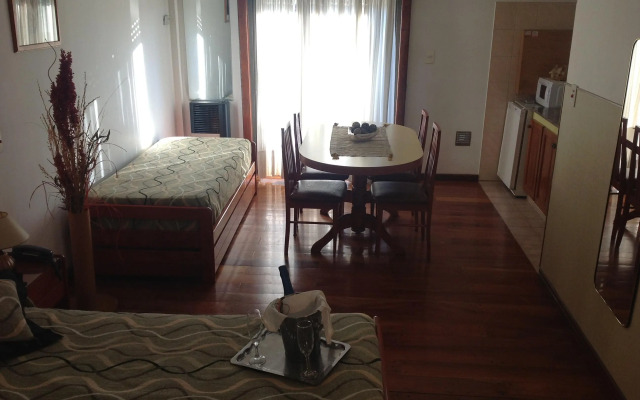 Apart Hotel Family