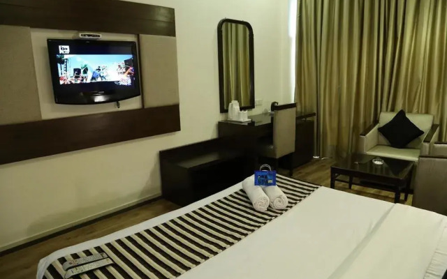 Hotel Parbhat Inn