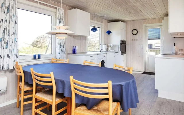 6 Person Holiday Home in Ringkobing