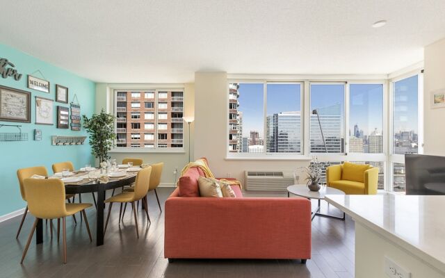 Home Away Apartments at Washington Blvd.