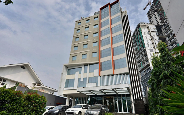 ZEN Rooms Tebet Area