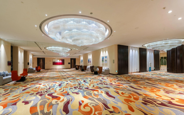 Crowne Plaza Wuxi Taihu by IHG