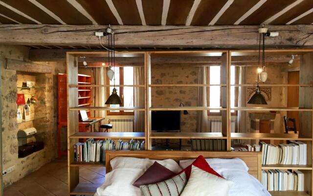 Exceptional Valbonne Village Historical House
