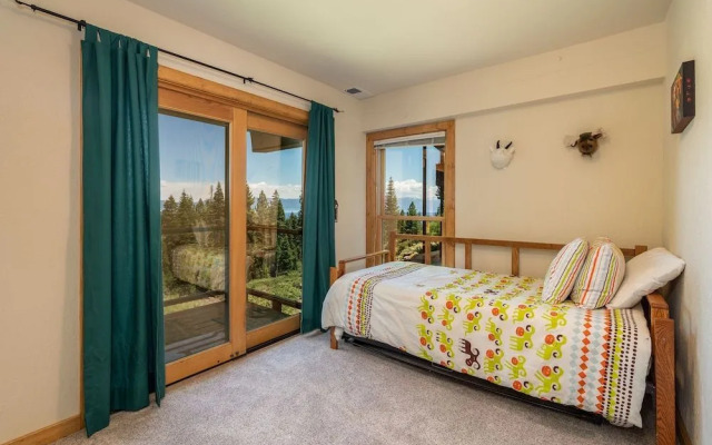 Clearview by Tahoe Mountain Properties