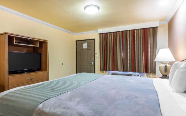 Rodeway Inn & Suites Oakland