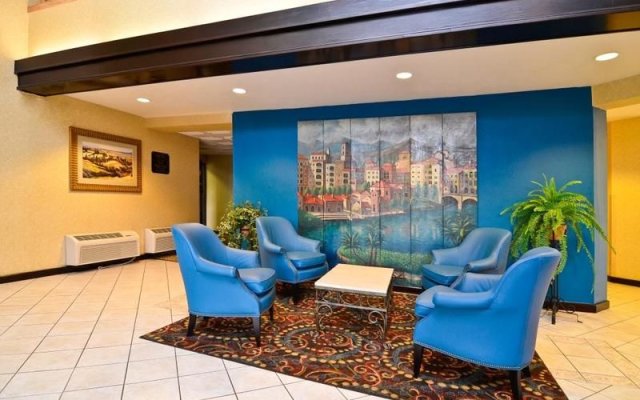 Best Western Inn & Suites At Discovery Kingdom