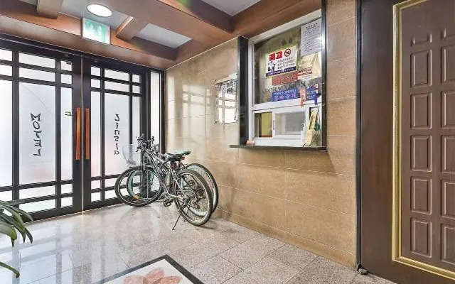 Daegu Kyungpook National University Lincia