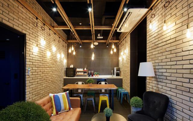 Hostel CLEO Seoul Hongdae