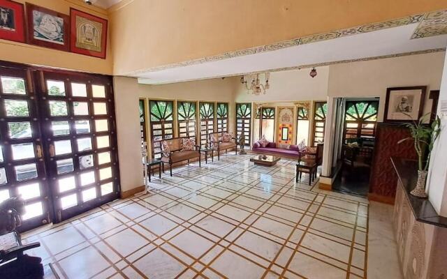 Hotel Mahendra Prakash
