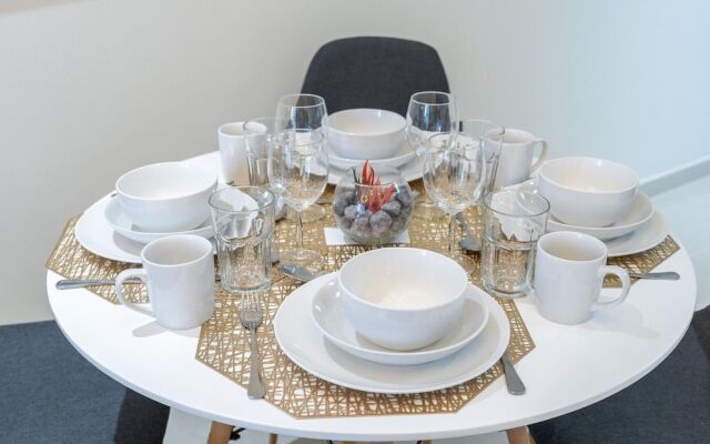 2bed Chic Apt Burj Khalifa Gym/pool by Belvilla