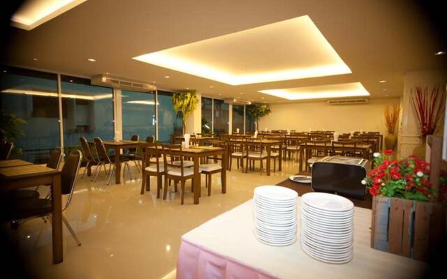 Baan Klang Hua Hin Resort & Condominium