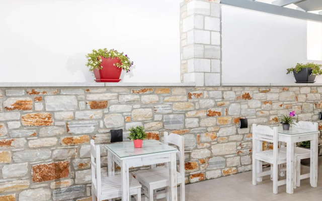 Katerina Roza Studios - Heartfelt Hospitality in the City