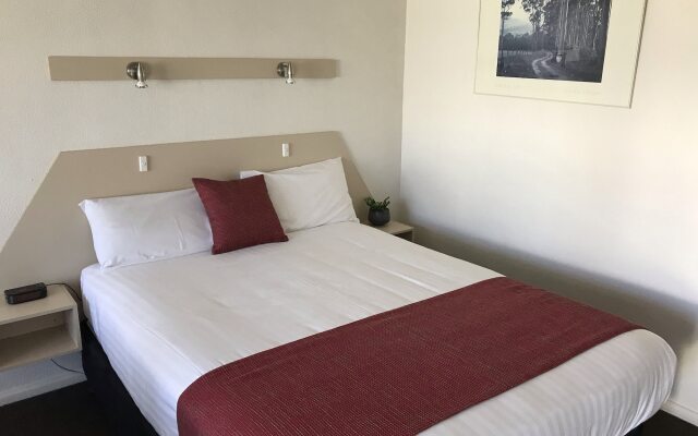 Cobb Inlander Motel