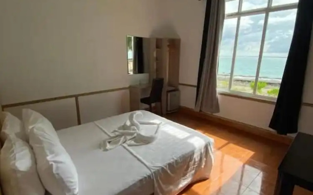 String Wave Maldives