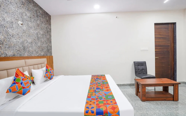 Fabhotel Platinum Palace