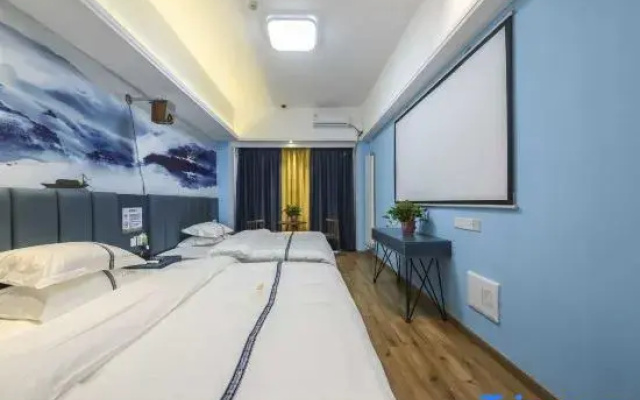 Junlan Movie Homestay