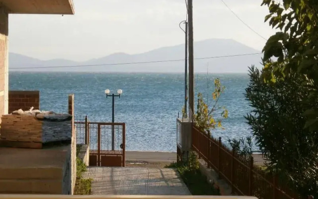 Artemis Marina Apartments