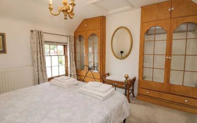 Queens Cottage