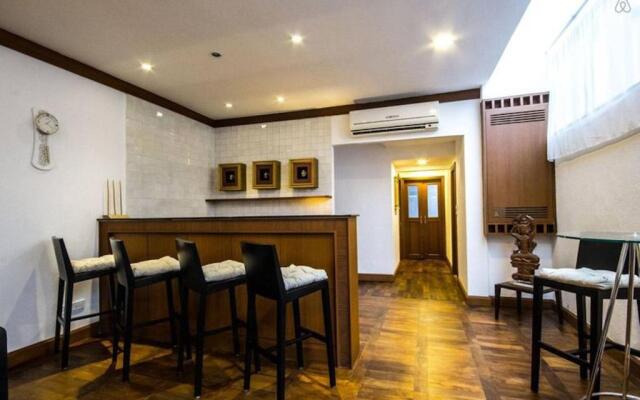 Fabulous Second Floor Apartment Dasiri Downtown Residence