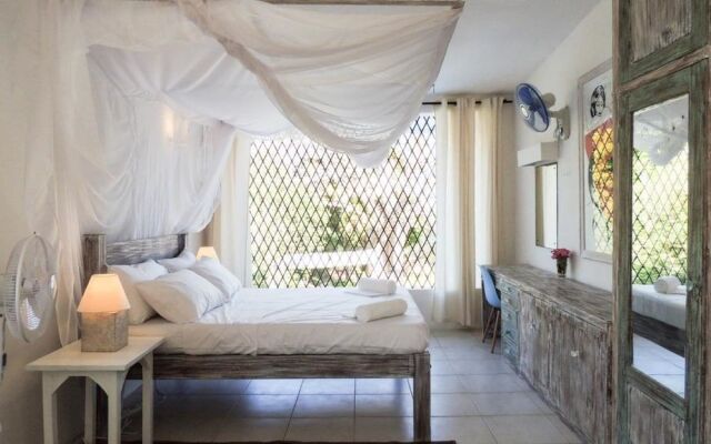 Baobab Beach House Bed and Breakfast