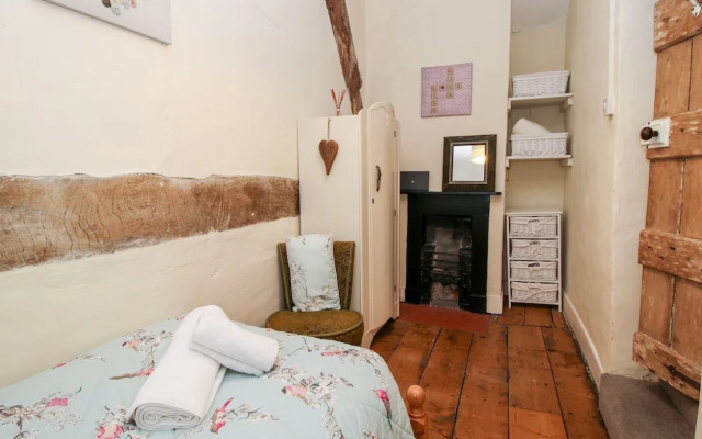 Castle Cottage