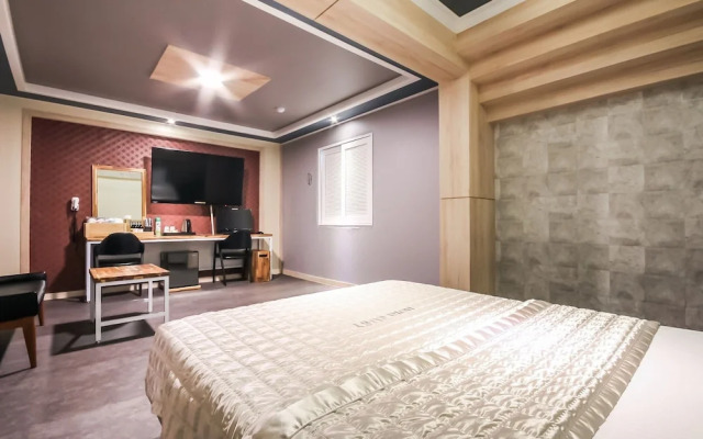 Gumi Wonpyeongdong Hotel Ruby