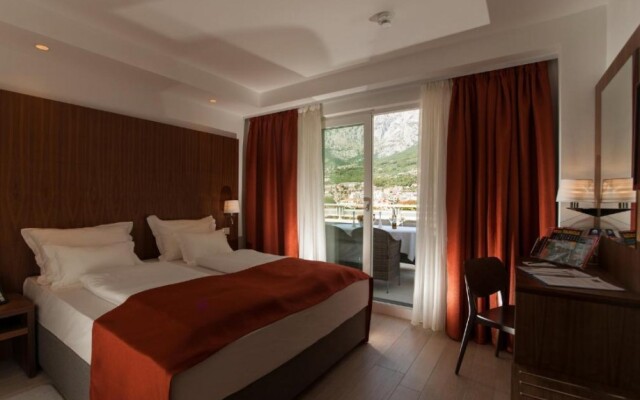 Apartel Park Osejava